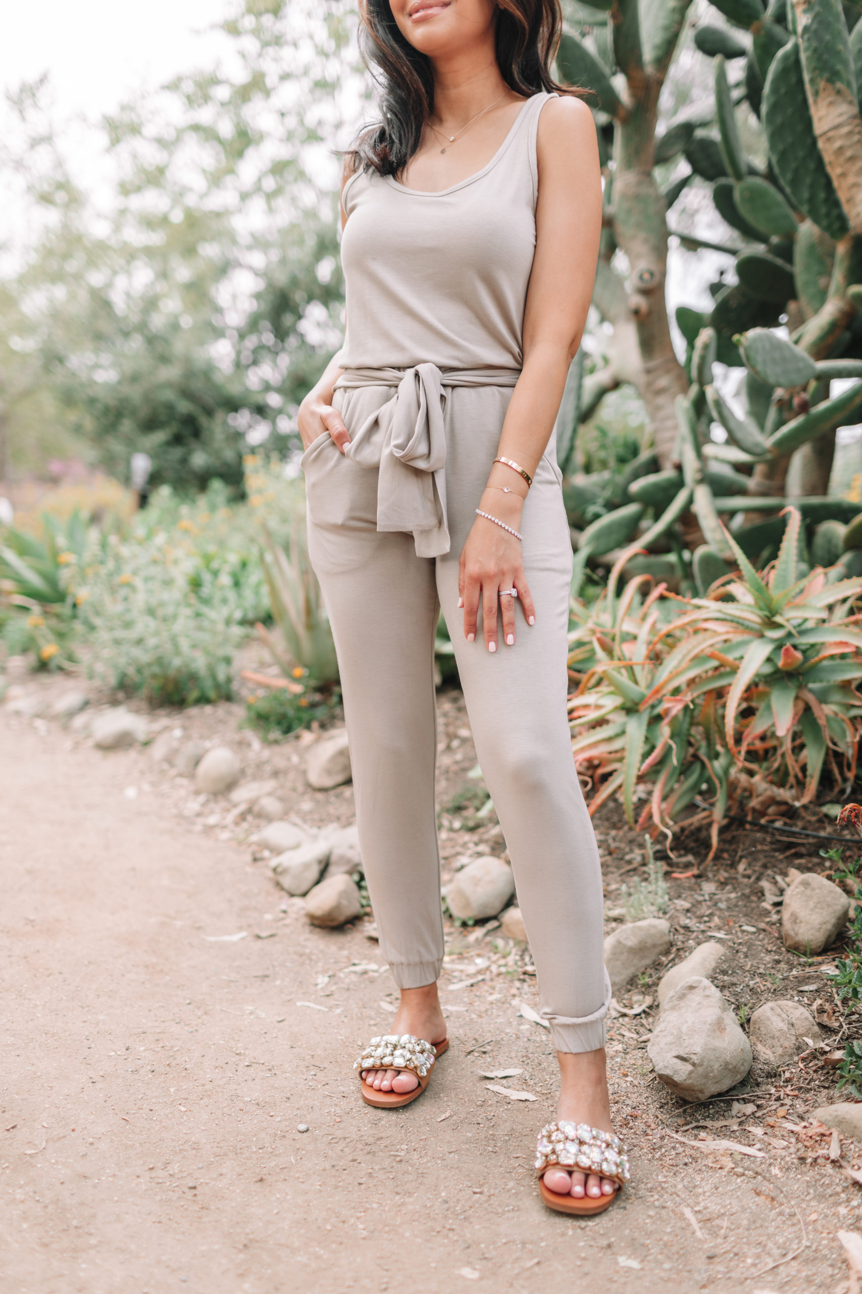 Summer Chic Date Night Outfit - Hey Nasreen