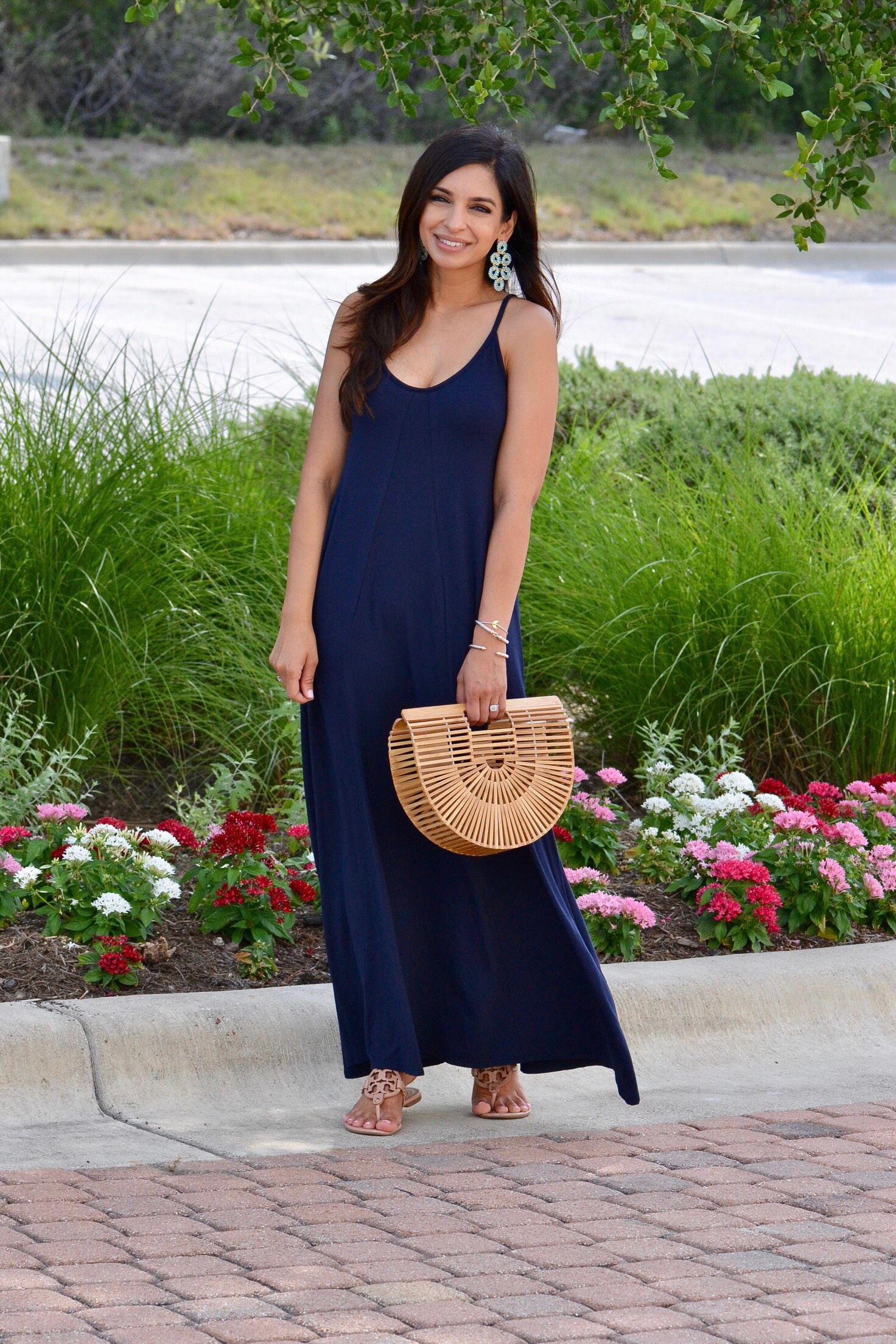 Summer Chic Date Night Outfit - Hey Nasreen